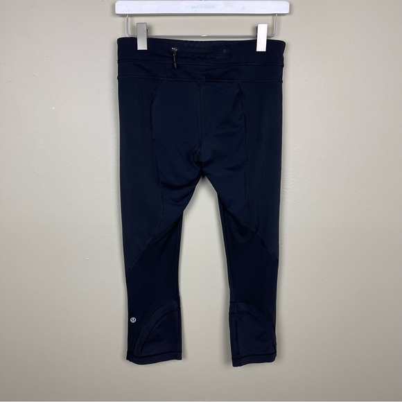Lululemon Black Cropped Leggings Size 6 - Picture 4 of 7